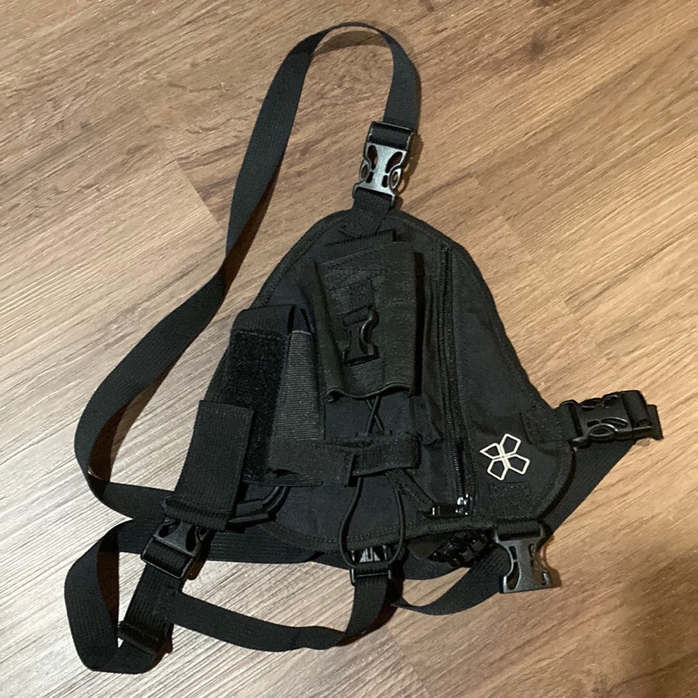 Adjustable radio chest harness